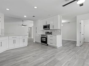 1768 NW 97th Ter, Coral Springs FL 33071