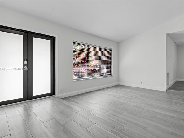 1768 NW 97th Ter, Coral Springs FL 33071