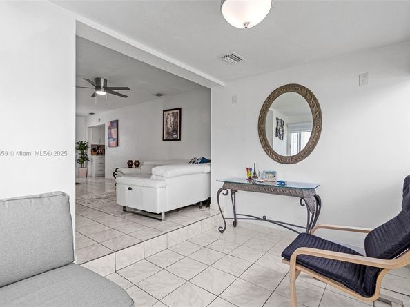 5340 SW 5th St, Miami FL 33134