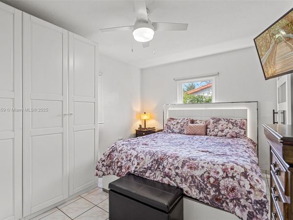 5340 SW 5th St, Miami FL 33134