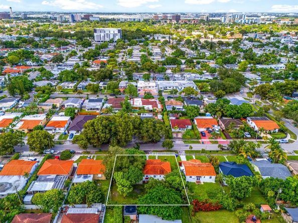 5340 SW 5th St, Miami FL 33134