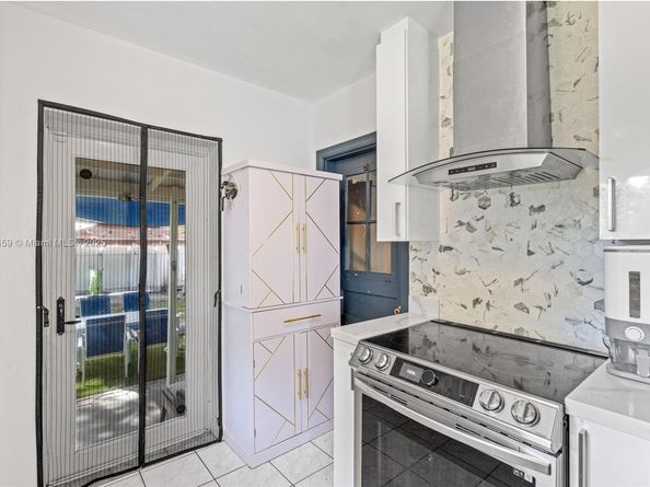5340 SW 5th St, Miami FL 33134