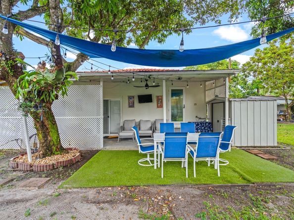 5340 SW 5th St, Miami FL 33134