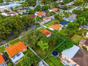5340 SW 5th St, Miami FL 33134