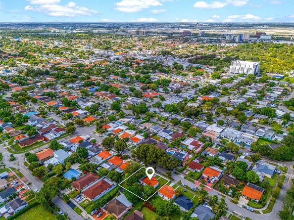 5340 SW 5th St, Miami FL 33134