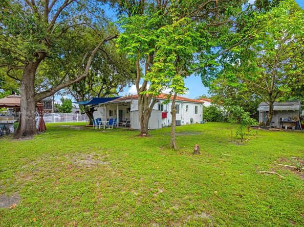 5340 SW 5th St, Miami FL 33134