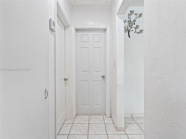 5340 SW 5th St, Miami FL 33134