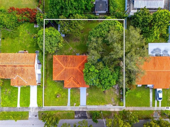 5340 SW 5th St, Miami FL 33134