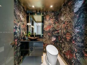 300 S Pointe Dr 1501, Miami Beach FL 33139