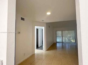 8719 NW 39th St 8719, Sunrise FL 33351