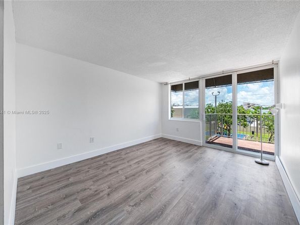 10700 SW 108th Ave C316, Miami FL 33176