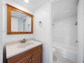 10700 SW 108th Ave C316, Miami FL 33176