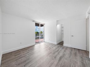 10700 SW 108th Ave C316, Miami FL 33176