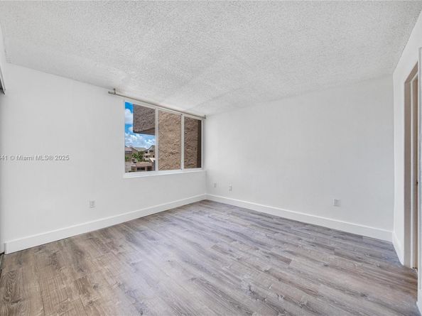 10700 SW 108th Ave C316, Miami FL 33176