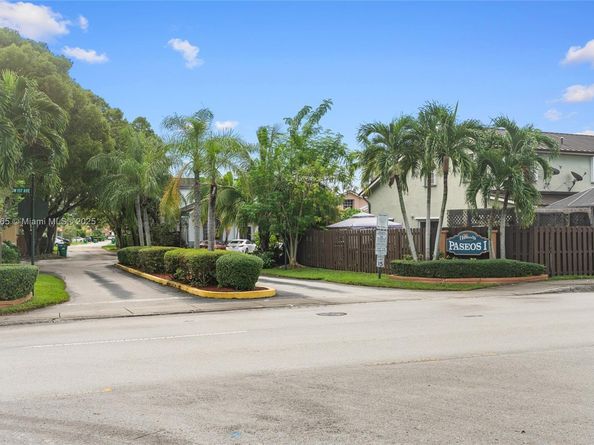 15602 SW 109th Ter, Miami FL 33196