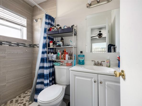 3430 N 65th Ave, Hollywood FL 33024