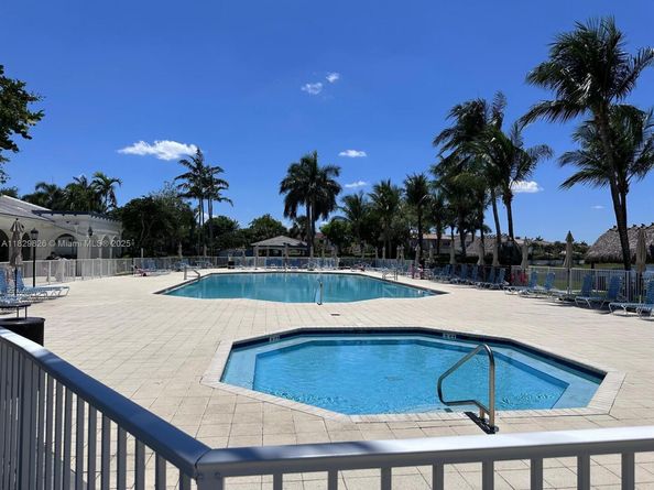 11257 NW 78th St, Doral FL 33178