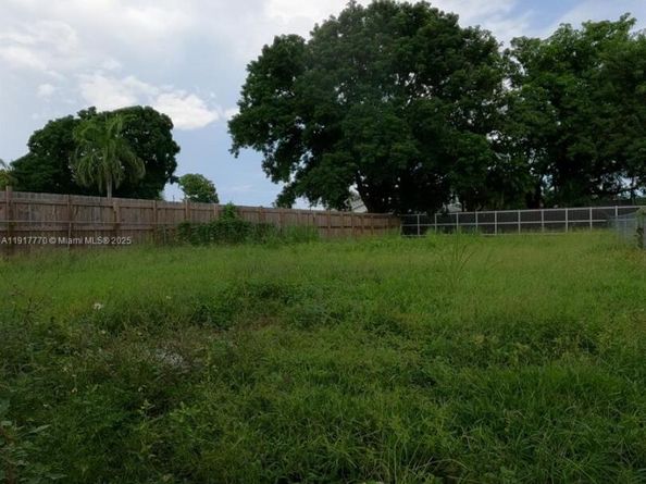 26633 SW 138th Ct, Homestead FL 33032