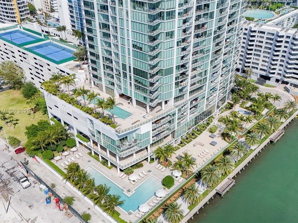 2900 NE 7th Ave 1905, Miami FL 33137