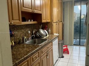 11780 SW 18th St 5102, Miami FL 33175
