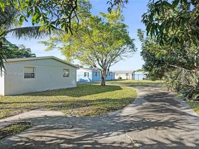 307 NW 11th Ave, Delray Beach FL 33444