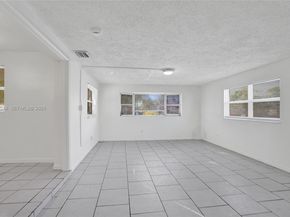 307 NW 11th Ave, Delray Beach FL 33444