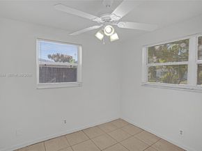 307 NW 11th Ave, Delray Beach FL 33444