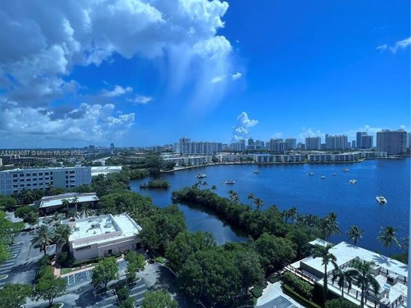 17301 Biscayne Blvd 1402, North Miami Beach FL 33160