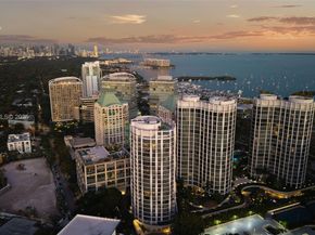 2821 S Bayshore Dr 19B, Miami FL 33133