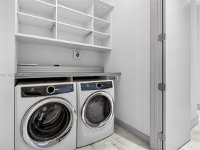 2821 S Bayshore Dr 19B, Miami FL 33133