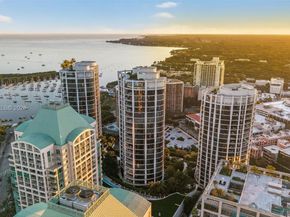 2821 S Bayshore Dr 19B, Miami FL 33133