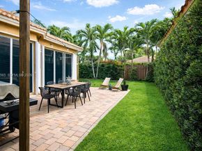 15542 SW 112th Dr, Miami FL 33196