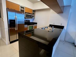 1750 N Bayshore Dr 3505, Miami FL 33132