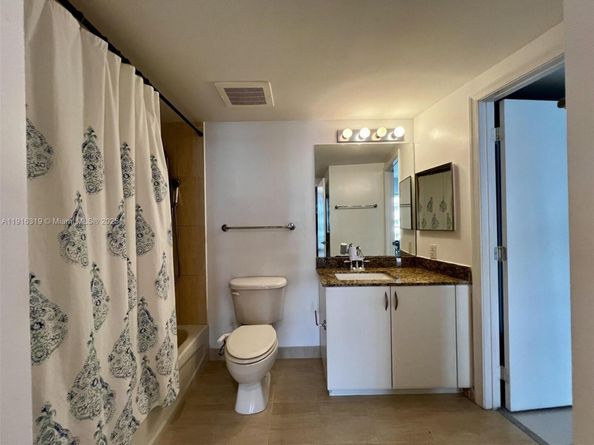 1750 N Bayshore Dr 3505, Miami FL 33132