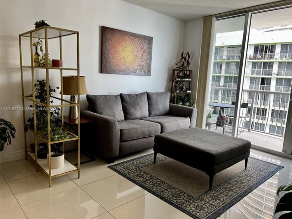 1750 N Bayshore Dr 3505, Miami FL 33132