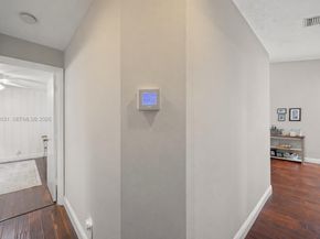 4036 Pine Ridge Ln, Weston FL 33331