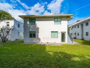 560 NE 63rd St, Miami FL 33138