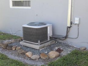 20541 NW 20th Ct, Miami Gardens FL 33056