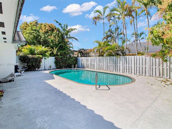 14413 SW 115th St, Miami FL 33186