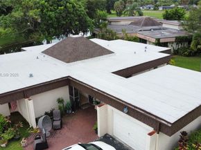 5700 White Hickory Cir, Tamarac FL 33319