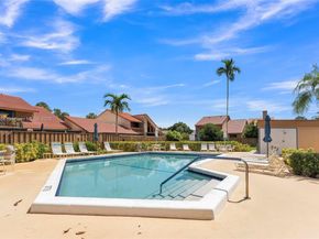 5405 Stonybrook Dr, Boynton Beach FL 33437