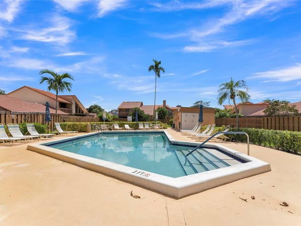 5405 Stonybrook Dr, Boynton Beach FL 33437