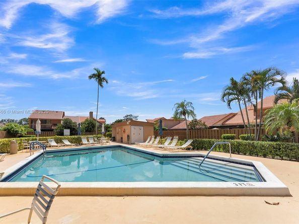 5405 Stonybrook Dr, Boynton Beach FL 33437
