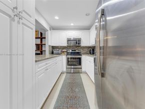 5405 Stonybrook Dr, Boynton Beach FL 33437