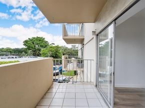 880 NE 69th St 2K, Miami FL 33138