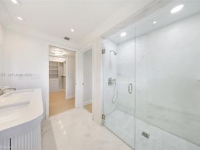 55 La Gorce Cir, Miami Beach FL 33141