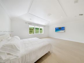 55 La Gorce Cir, Miami Beach FL 33141