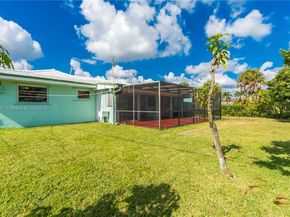 16001 SW 98th Ave, Miami FL 33157