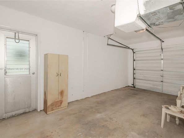 340 Leisure Blvd, Pompano Beach FL 33064