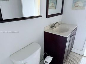 2841 Somerset Dr 305, Lauderdale Lakes FL 33311